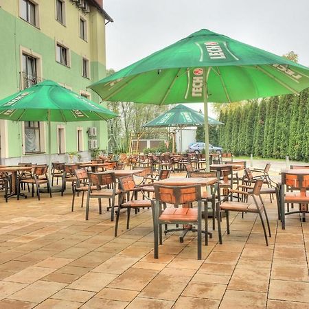 Hotel Adria Bierun Nowy Exterior foto