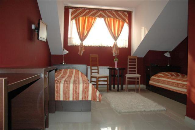 Hotel Adria Bierun Nowy Zimmer foto