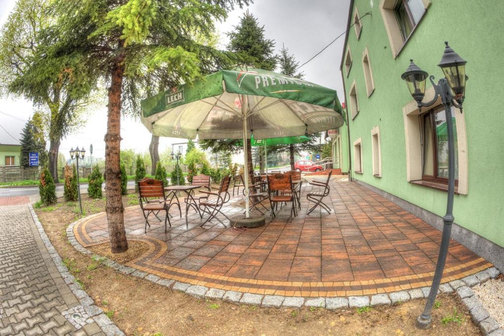 Hotel Adria Bierun Nowy Exterior foto