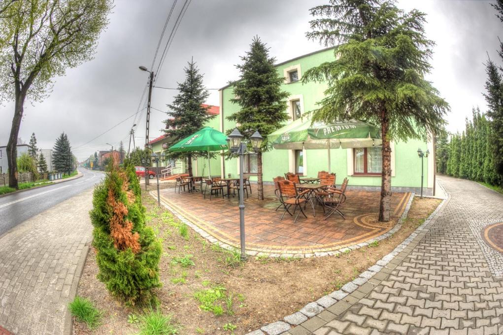 Hotel Adria Bierun Nowy Exterior foto
